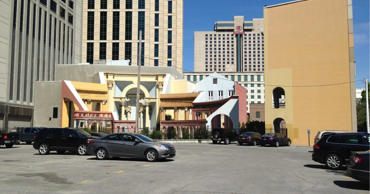Find budget-friendly monthly parking in New Orleans City. Book now