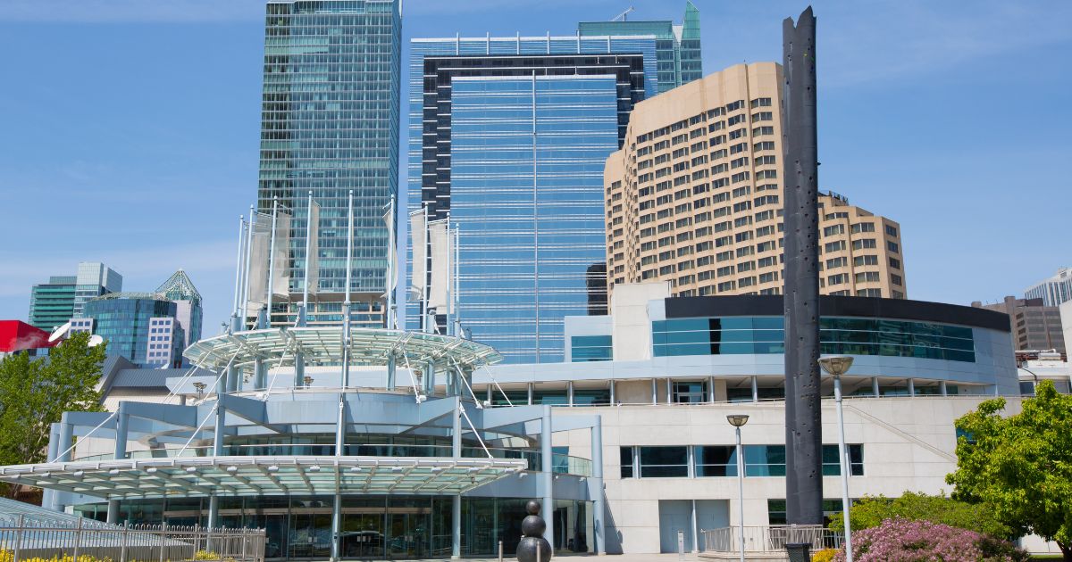 Urban Elegance: A Modern Cityscape With Iconic Architecture Urban Elegance: A Modern Cityscape With Iconic Architecture