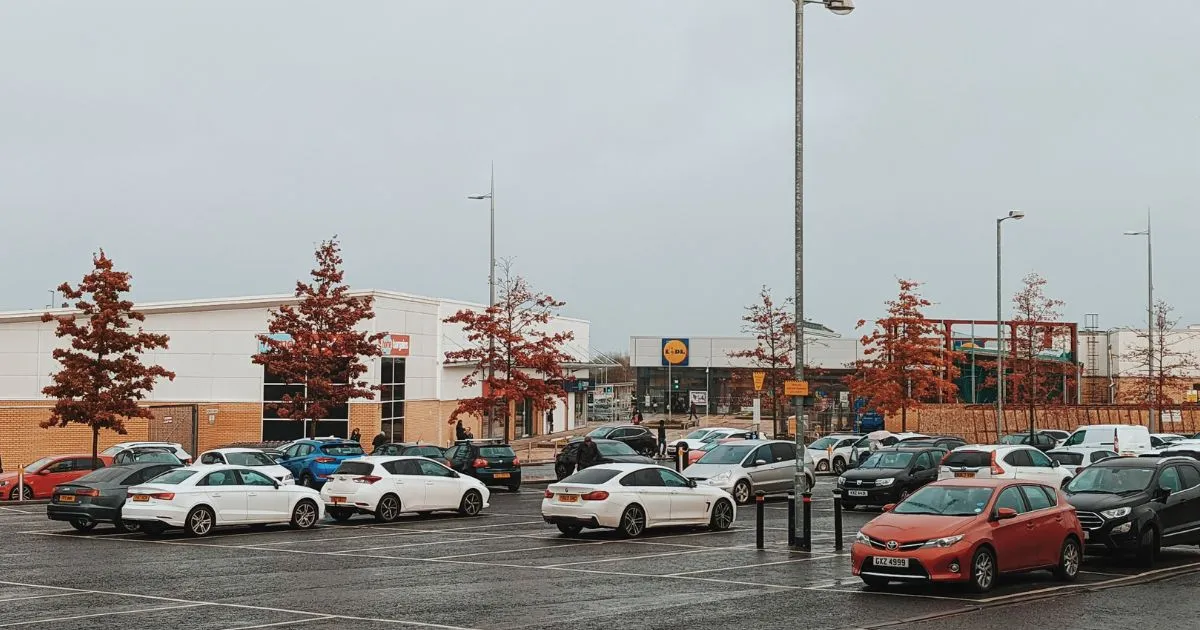 Hotel Stay And Park At East Midlands Airport www.parkingcupid.com