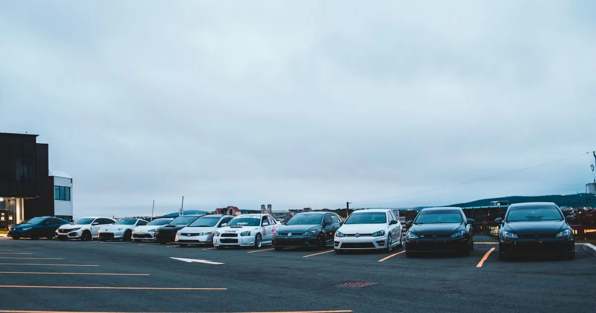 Belfast International Airport Short Stay Car Park en.parkingcupid.com