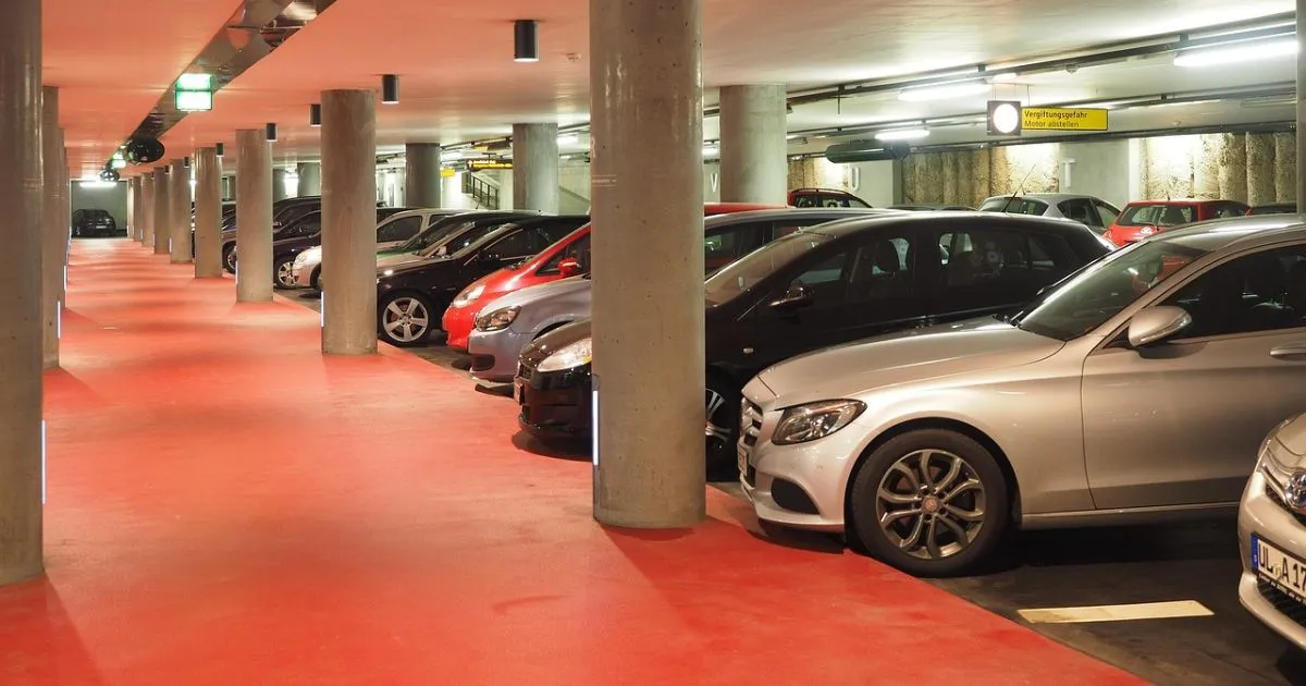 Compare and Save: Best Birmingham Airport Parking Garages