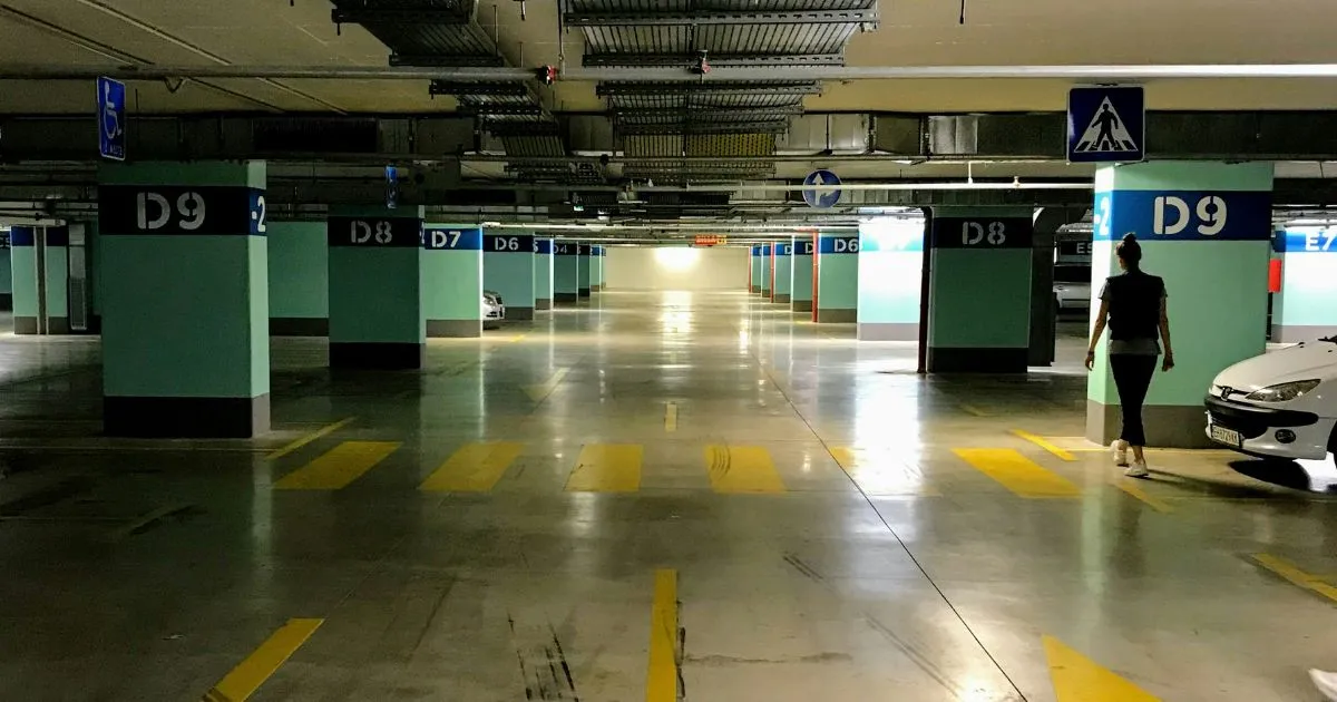 Detroit Wayne Airport Parking Garages: A Comprehensive Guide