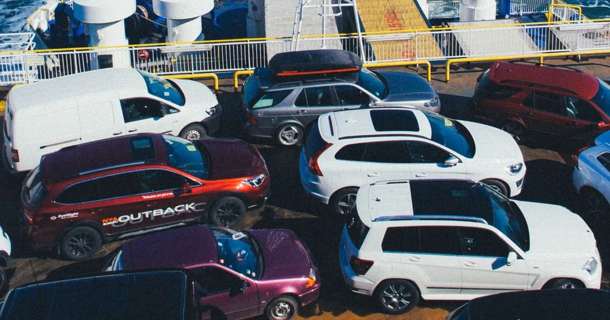 Ontario Airport Parking Plaze fir Budget-bewosst Reesender