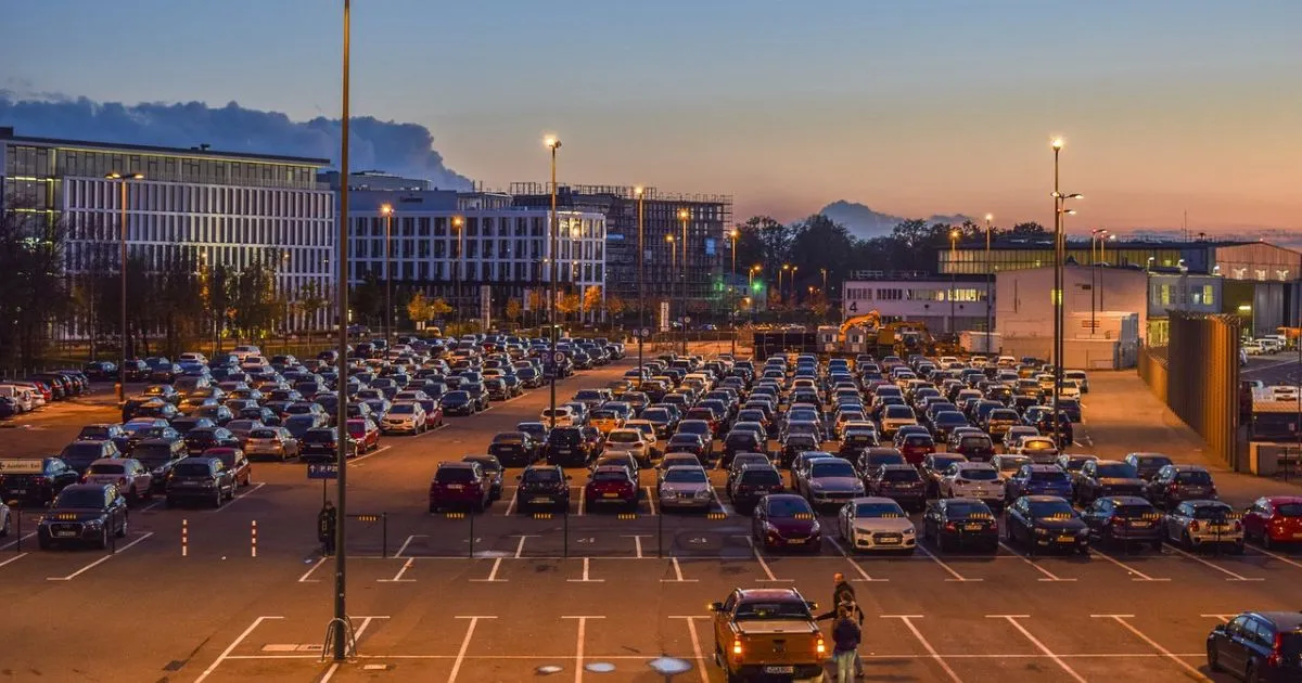 Top Bradford Airport Parking Spaces for Hassle-Free Travel