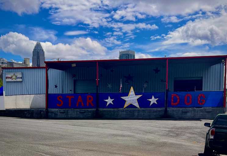 Star Dog Lot - Event, Charlotte Car Park