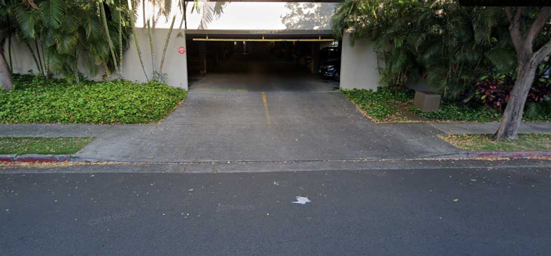 930 Hale Kaheka, Honolulu Car Park