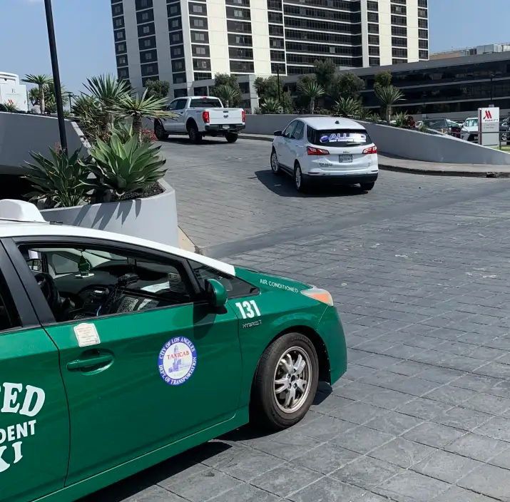 Parking, Garages And Car Spaces For Rent LAX Marriott Hotel