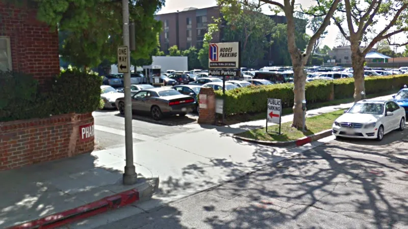 Parking For Rent - Parking Near 120 S. Linden Dr.