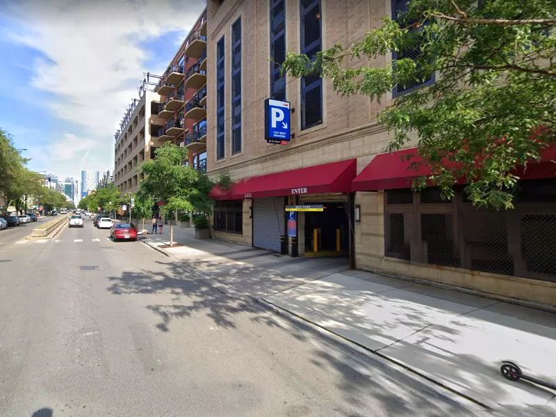 Parking For Rent - Parking Near 1301 W. Madison St.