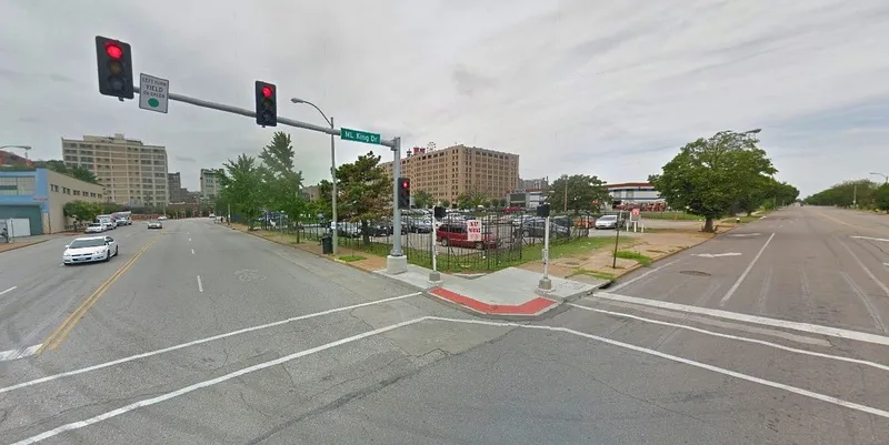 Parking For Rent - Parking Near 1402 Dr. Martin Luther King Jr Dr.