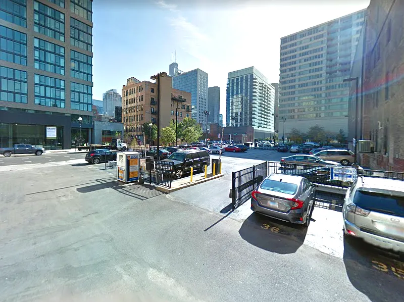 Parking For Rent - Parking Near 621 W. Couch Pl.