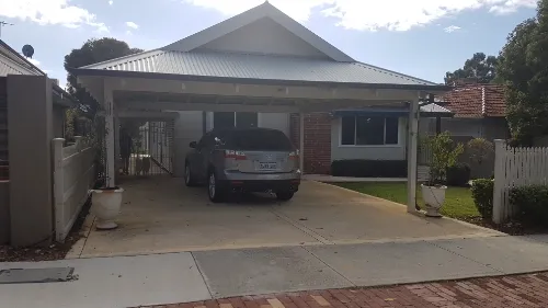 Rivervale. Undercover Parking Near Domestic & International Airport.