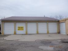 Parking, Garages And Car Spaces For Rent - 5 Indoor Garage Bays Available Each Bay 12ft X 80ft=960 Sq Ft