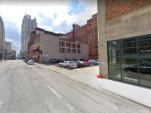 Parking, Garages And Car Spaces For Rent - Parking Near 918 Oak St.