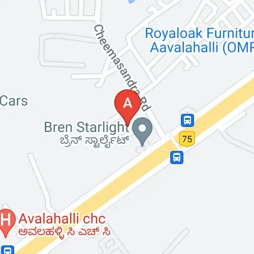 Parkirišče za mesečni najem v bližini Avalahallija v Bangaloreju