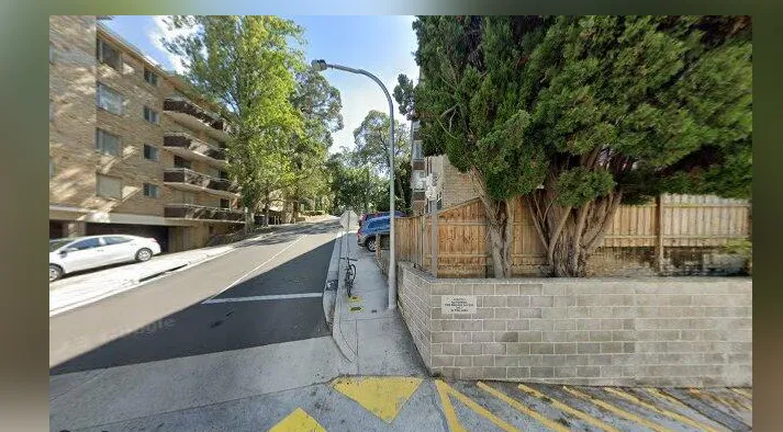 Undercover Car Park, 10mins Walk From St Leonards Station