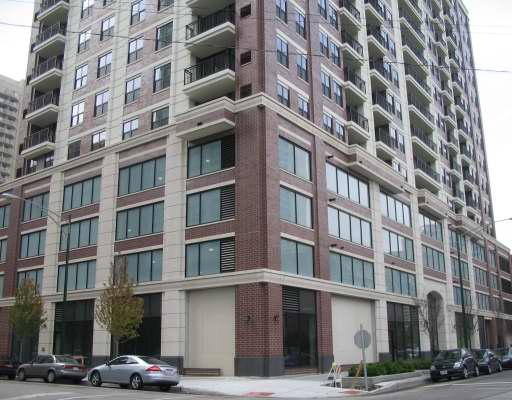 Parking, Garages And Car Spaces For Rent - W Huron Street, Chicago