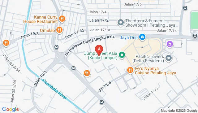 Give your car the shelter it deserves in this private & guarded parking lot near Jaya One, right in the heart of PJ!