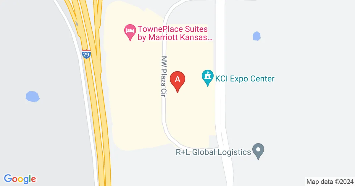 HOliday Inn Kci Airport-Sphere, Kansas City Car Park